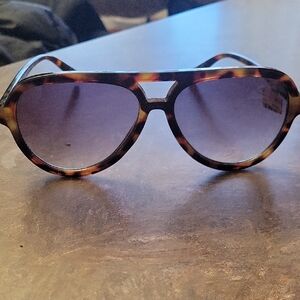 Tortoise Shell Aviator Sunglasses
